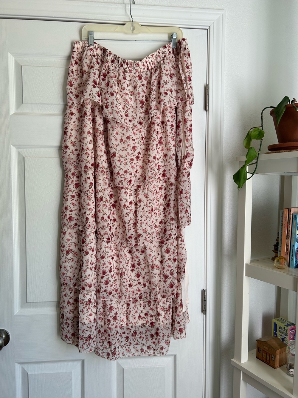 Baevely Floral Tiered Maxi Skirt in Cream and Red